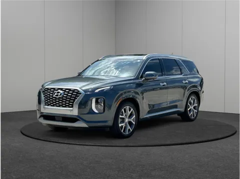 More photos of 2022 Hyundai Palisade Limited at Merit Auto Group, FL