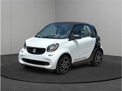 More photos of 2019 smart EQ fortwo Passion Hatchback Coupe 2D at Merit Auto Group, FL