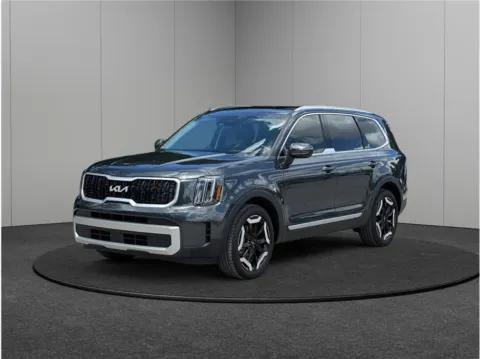 More photos of 2024 Kia Telluride EX at Merit Auto Group, FL
