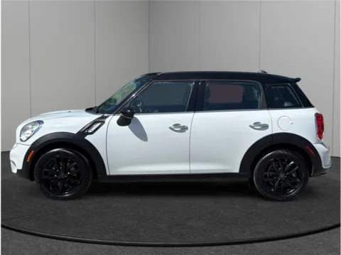 More photos of 2014 MINI Cooper Countryman S at Merit Auto Group, FL