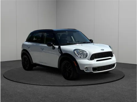 White 2014 MINI Cooper Countryman S for sale in Jacksonville, FL