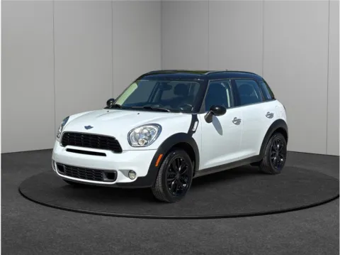 More photos of 2014 MINI Cooper Countryman S at Merit Auto Group, FL