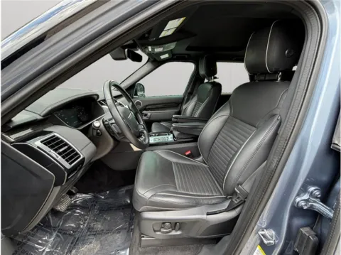 Photos of 2019 Land Rover Discovery HSE for sale in Jacksonville, FL at Merit Auto Group
