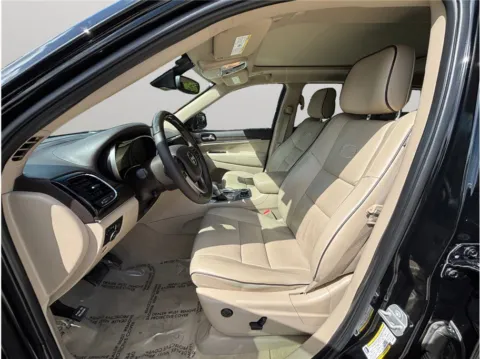 Photos of 2020 Jeep Grand Cherokee Overland for sale in Jacksonville, FL at Merit Auto Group