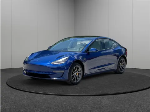 More photos of 2020 Tesla Model 3 Standard Range Plus Sedan 4D at Merit Auto Group Atlantic, FL