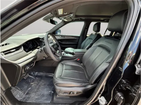 Photos of 2023 Jeep Grand Cherokee 4xe Overland for sale in Jacksonville, FL at Merit Auto Group
