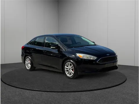 Black 2016 Ford Focus SE for sale in Jacksonville, FL