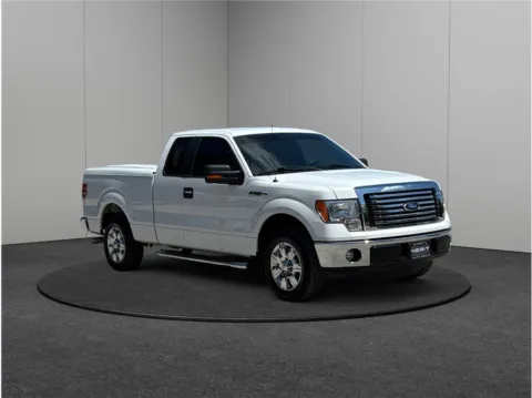 White 2011 Ford F-150 XLT Pickup 4D 6 1/2 ft for sale in Jacksonville, FL