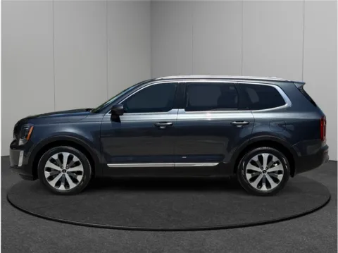 More photos of 2022 Kia Telluride S Sport Utility 4D at Merit Auto Group Atlantic, FL