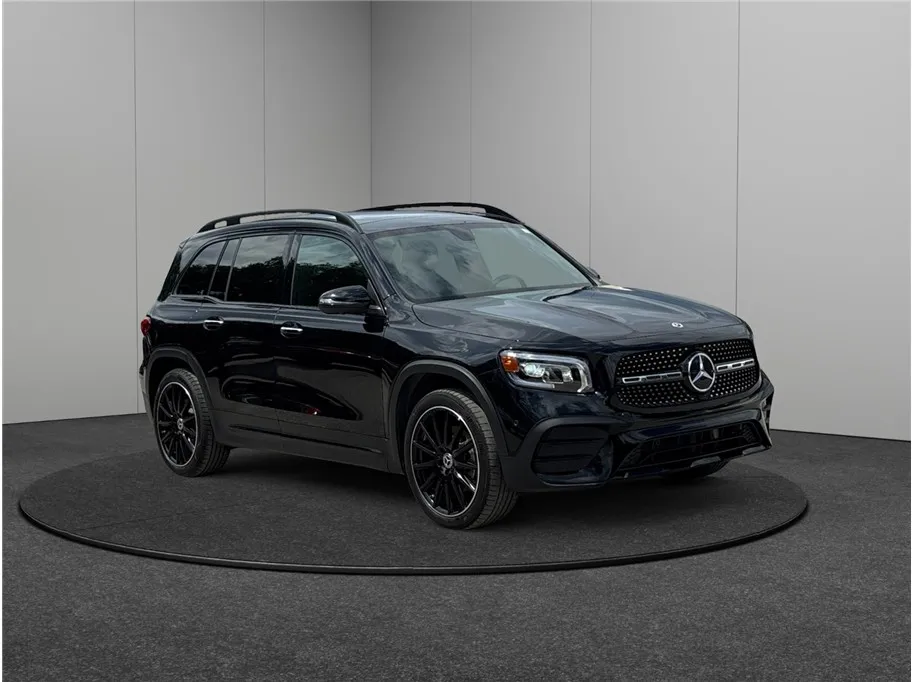 Black 2023 Mercedes-Benz GLB 250 Sport Utility 4D for sale in Jacksonville, FL