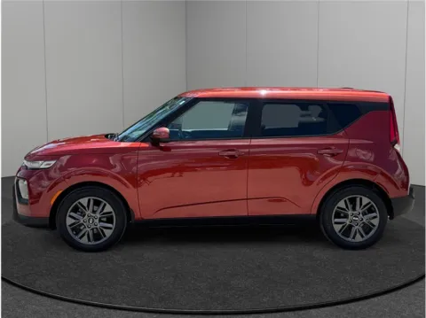 More photos of 2021 Kia Soul S at Merit Auto Group, FL