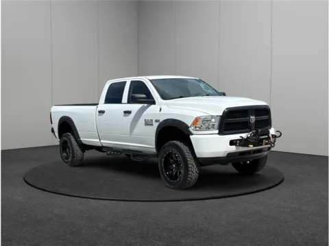 White 2018 Ram 2500 Crew Cab Tradesman Pickup 4D 8 ft for sale in Jacksonville, FL