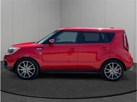 More photos of 2018 Kia Soul ! Wagon 4D at Merit Auto Group Atlantic, FL