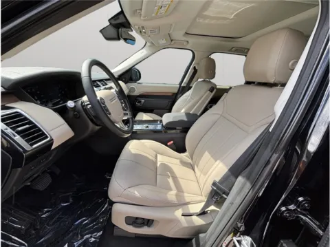 Photos of 2018 Land Rover Discovery HSE Sport Utility 4D for sale in Jacksonville, FL at Merit Auto Group Atlantic