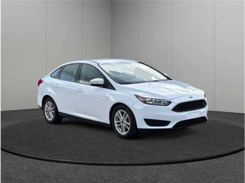 White 2017 Ford Focus SE Sedan 4D for sale in Jacksonville, FL