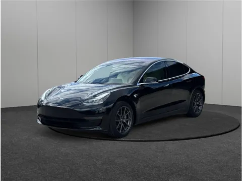 More photos of 2018 Tesla Model 3 Mid Range Sedan 4D at Merit Auto Group Atlantic, FL