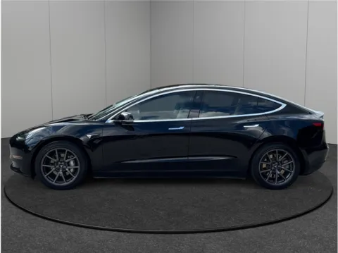 More photos of 2018 Tesla Model 3 Mid Range Sedan 4D at Merit Auto Group Atlantic, FL