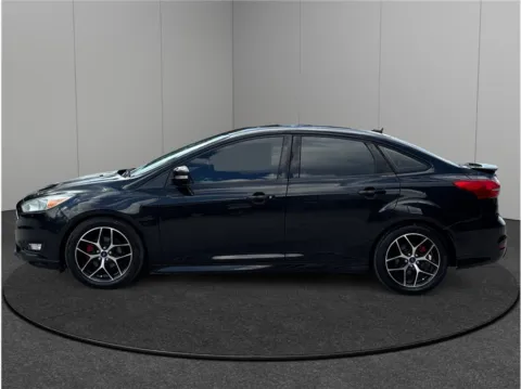 More photos of 2015 Ford Focus SE Sedan 4D at Merit Auto Group Atlantic, FL
