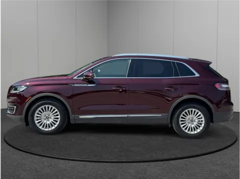 More photos of 2019 Lincoln Nautilus Sport Utility 4D at Merit Auto Group Atlantic, FL