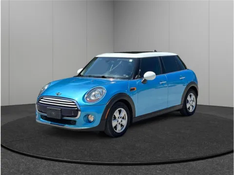 More photos of 2015 MINI Hardtop 4 Door Cooper Hatchback 4D at Merit Auto Group Atlantic, FL