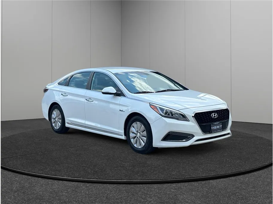 2016 Hyundai Sonata Hybrid SE Sedan 4D for sale in Jacksonville, FL