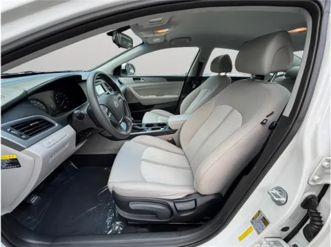Photos of 2016 Hyundai Sonata Hybrid SE Sedan 4D for sale in Jacksonville, FL at Merit Auto Group Atlantic