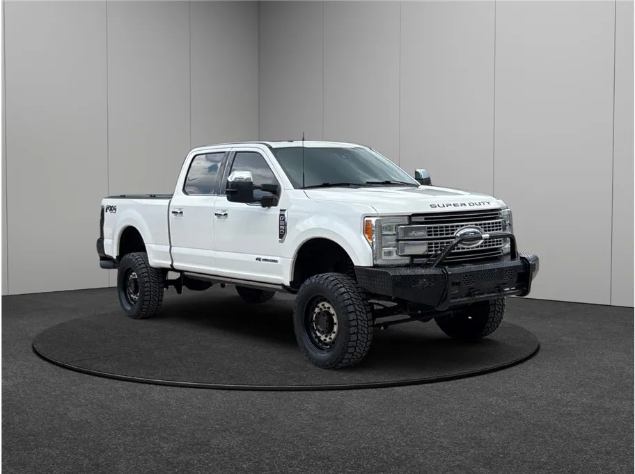 White 2018 Ford F250 Super Duty Crew Cab Platinum Pickup 4D 6 3/4 ft for sale in Jacksonville, FL