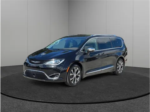 Another view of 2018 Chrysler Pacifica Limited Minivan 4D for sale in Jacksonville, FL at Merit Auto Group Atlantic