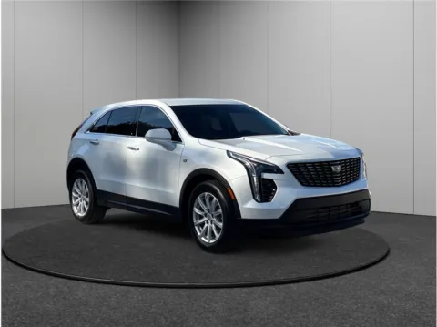 White 2022 Cadillac XT4 Luxury Sport Utility 4D for sale in Jacksonville, FL