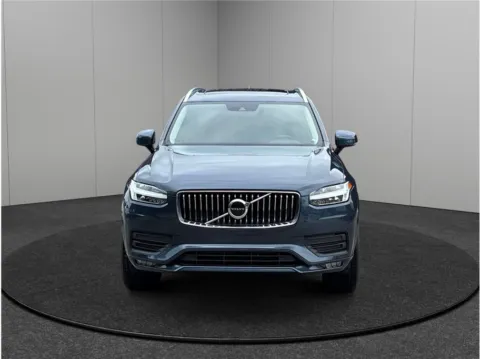 Another view of 2020 Volvo XC90 T5 Momentum Sport Utility 4D for sale in Jacksonville, FL at Merit Auto Group Atlantic