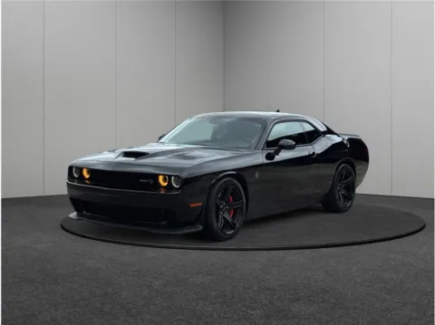 More photos of 2018 Dodge Challenger SRT Hellcat Coupe 2D at Merit Auto Group Atlantic, FL