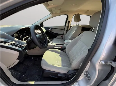 Photos of 2015 Ford Focus SE Sedan 4D for sale in Jacksonville, FL at Merit Auto Group Atlantic