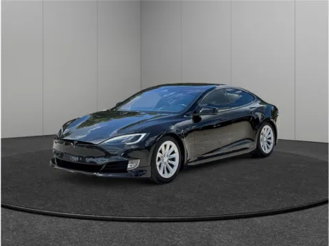 More photos of 2018 Tesla Model S 75D Sedan 4D at Merit Auto Group Atlantic, FL