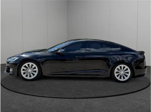 More photos of 2018 Tesla Model S 75D Sedan 4D at Merit Auto Group Atlantic, FL