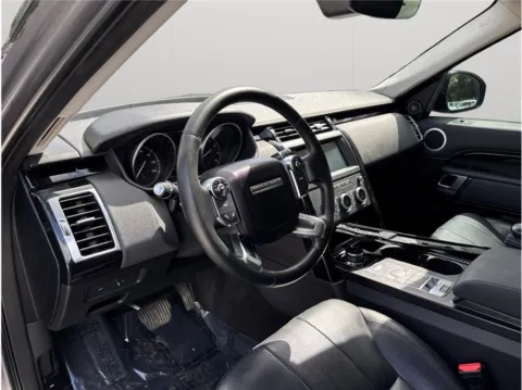 More photos of 2018 Land Rover Discovery SE Sport Utility 4D at Merit Auto Group Atlantic, FL