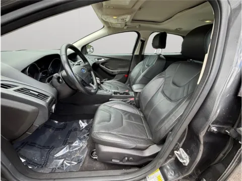 Photos of 2016 Ford Focus SE Hatchback 4D for sale in Jacksonville, FL at Merit Auto Group Atlantic