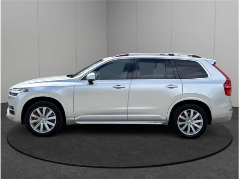 More photos of 2016 Volvo XC90 T6 Momentum Sport Utility 4D at Merit Auto Group Atlantic, FL