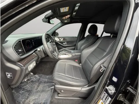 Photos of 2020 Mercedes-Benz GLE 350 4MATIC Sport Utility 4D for sale in Jacksonville, FL at Merit Auto Group Atlantic