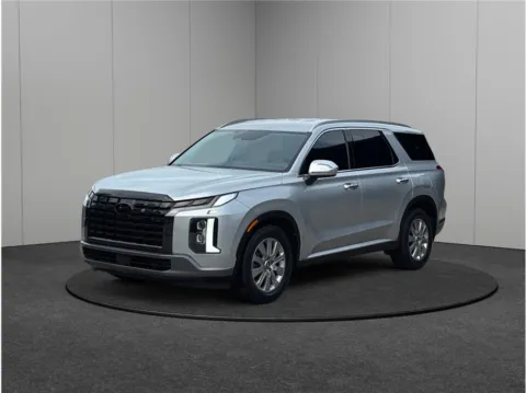 More photos of 2023 Hyundai Palisade SEL Sport Utility 4D at Merit Auto Group Atlantic, FL