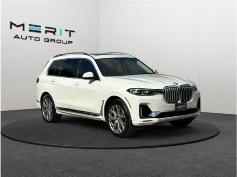 White 2021 BMW X7 xDrive40i Sport Utility 4D for sale in Jacksonville, FL