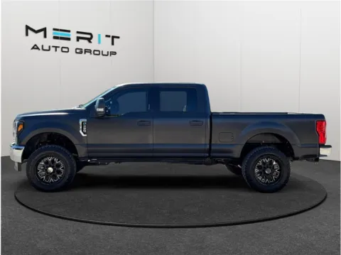 More photos of 2018 Ford F250 Super Duty Crew Cab XLT Pickup 4D 6 3/4 ft at Merit Auto Group Atlantic, FL