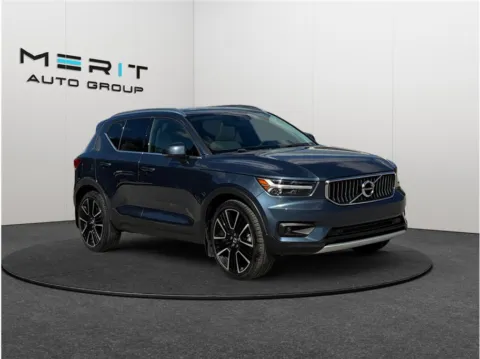 Blue 2020 Volvo XC40 T5 Inscription Sport Utility 4D for sale in Jacksonville, FL