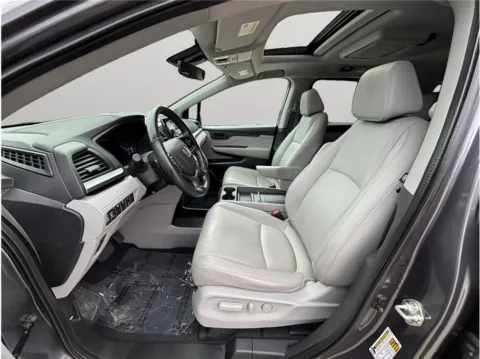 Photos of 2018 Honda Odyssey EX-L Minivan 4D for sale in Jacksonville, FL at Merit Auto Group Atlantic