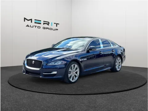 More photos of 2016 Jaguar XJ R-Sport Sedan 4D at Merit Auto Group Atlantic, FL