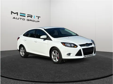 White 2012 Ford Focus SE Sedan 4D for sale in Jacksonville, FL