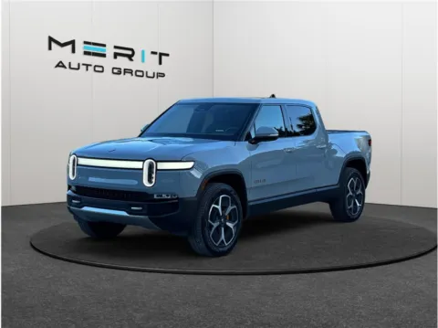 More photos of 2023 Rivian R1T Adventure Pickup 4D 4 1/2 ft at Merit Auto Group Atlantic, FL