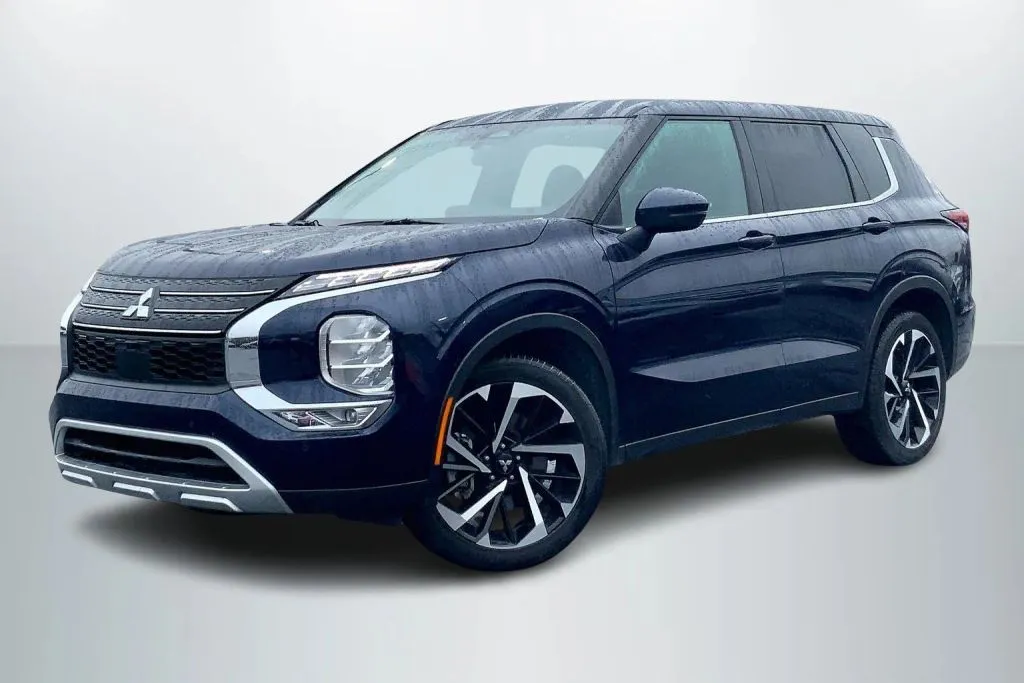 2024 Mitsubishi Outlander