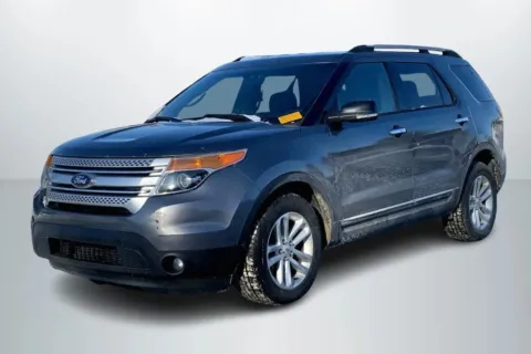 Silver 2013 Ford Explorer XLT Sport Utility 4D for sale in Janesville, WI
