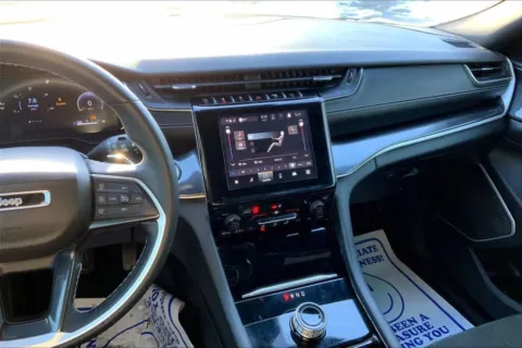 More photos of 2022 Jeep Grand Cherokee All New Altitude Sport Utility 4D at Cool Car Guys, WI