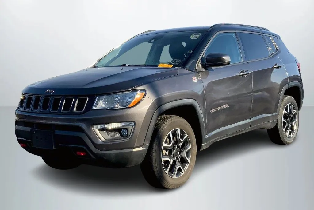 2021 Jeep Compass Trailhawk's photo